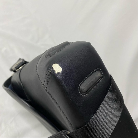 TUMI Formula T Briefcase Black Shoulder Bag - Picture 12 of 13